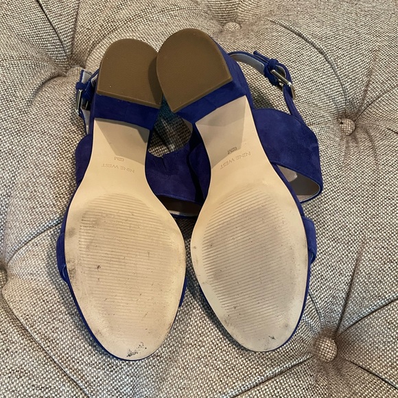 Nine West .. Ladies Blue Suede Shoes 💙 - Picture 7 of 9